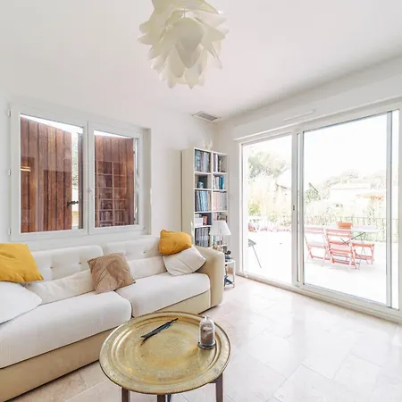 Holiday home Piscine Privee Boulouris